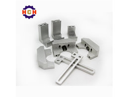 CNC精密機(jī)械零件加工，在競(jìng)爭(zhēng)中前行